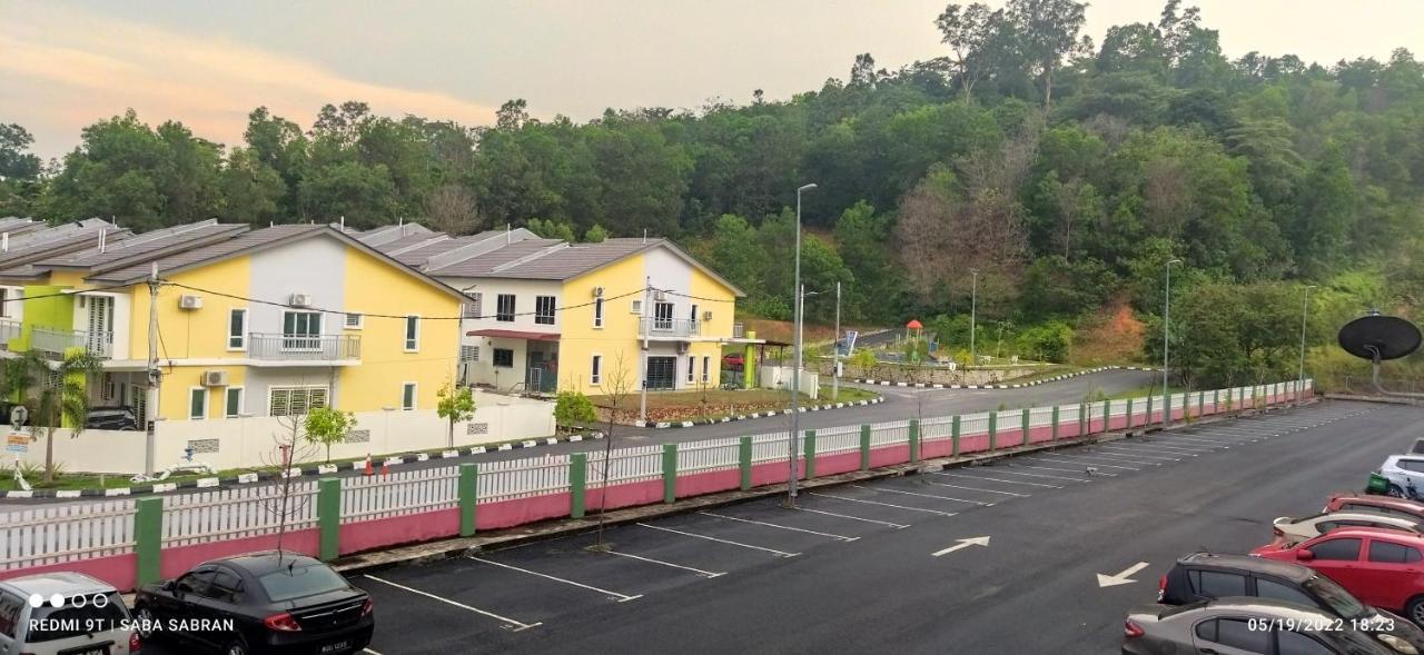 D'Zara Homestay Szepang Kültér fotó
